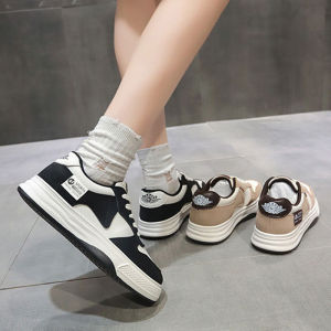 🔥Margotu🔥รองเท้ากีฬาสตรี พื้นหนา กันลื่น รองเท้านักเรียน แมตช์ง่าย สวมใส่สบาย ราคาถูกต้อง