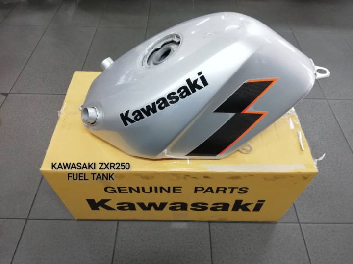 KAWASAKI ZXR250 FUEL TANK ORIGINAL KAWASAKI - Lazada | Lazada