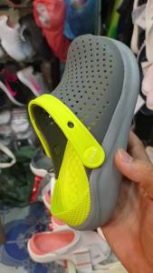 Crocs LiteRide Clog for children gray-green with ear C8 ------ J3 shoes are beautiful light soft and comfortable to wear. They look very cute on children.