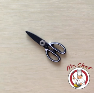 Mr.Chef กรรไกรตัดเนื้อ กรรไกรตัดอาหาร กรรไกรอเนกประสงค์ กรรไกรทําครัว ผลิตจากสแตนเลส 3in1 ตัดเนื้อ ที่เปิดขวด