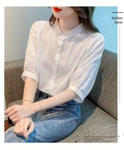 ยืนคอผ้าฝ้ายสีขาวเสื้อผู้หญิงฤดูร้อนใหม่ด้านบนแขนสั้นแสดงเสื้อแฟชั่นผอม