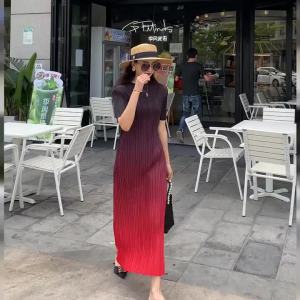 Váy xếp ly Issey Miyake cho phụ nữ màu gradient dài vừa ôm sát thời trang cao cấp váy dài xếp nếp