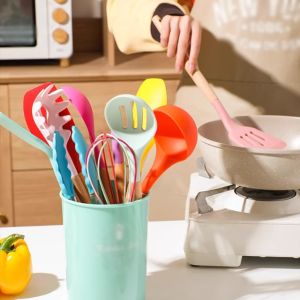 **HOT SELLING** 2025 NEW 12Pcs Mixed color Kitchen Cooking Utensils Set With holder，Silicone Cooking Spoon Wooden Handle，Spatula Set For Nonstick Cookware Silicon Kitchen Cooking Tools Utensils Set Heat Resistant 12pcs彩色硅胶餐具