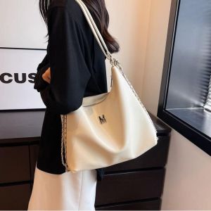 Túi xách túi tote balo đeo chéo họa tiết đính chữ M phong cách Hàn Quốc Thanhthushop68 045