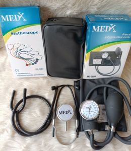 MEDX Aneroid Sphygmomanometer With Stethoscope Black