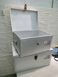 Rương tôn đựng đồ cá nhân văn phòng  đồv dùng cá nhân có nắp đậy kích thước 40x30x20