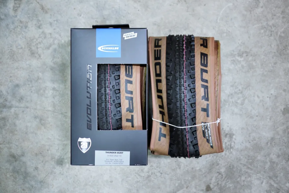 Schwalbe thunder best sale burt 29 2.1