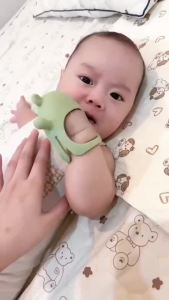 Gặm nướu cho bé Emoon đạt chuẩn an toàn kiểm định siêu mềm giúp giảm ngứa nướu an toàn cho bé