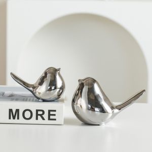 WAPKTY Black White Bird Sculpture Nordic Style Modern Bird Ceramic Figurines Art Deco Animal Statue Ornaments Table Display