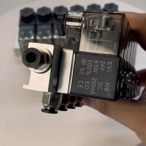 2V025-08 06 Pneumatic Solenoid Valve - 2 Way 2 Position Normally Closed NC 1/4 Port Air Control Valve 12V 24V 110V 220V AC DC