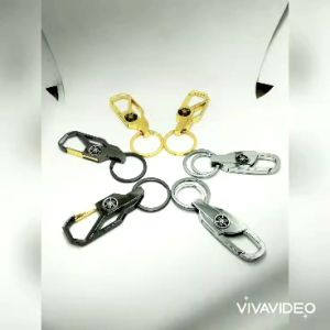 Gantungan kunci yamaha nmax xmax r15 r25 mt25 vixion mio dengan logo timbul