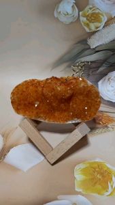 KRISTAL SG:  Golden Crystal Pieces/黄晶带花晶块