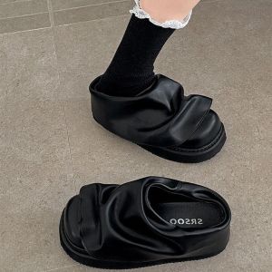 Free Shipping Black Versatile Non-Slip Thick-Soled Closed-Toe Slippers For Women Summer Outdoor Wear 2026 New Style Height-Increasing Soft-Soled Sandals For Petite Women