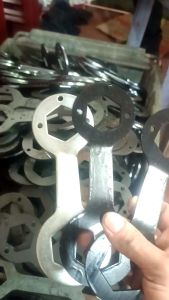 Tay khóa mở ốc lồng máy giặt 36 & 38mm