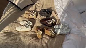 Giá khuyến mãi Giày tập luyện Đức thời trang retro Fengliya cho phụ nữ giày buộc dây mũi tròn giày thường mới giày thời thượng đầu thu giày thể thao giày nữ