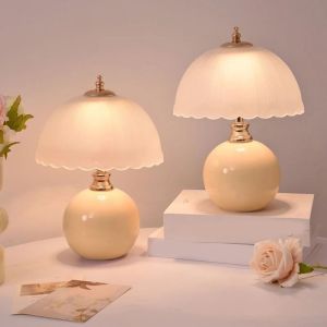 ZHAOCAIMAO Cream Style Flower Bud Table Lamp Glass Cover Ceramic Base Bedside Lamp Classic Decorative Ambient Light for Home