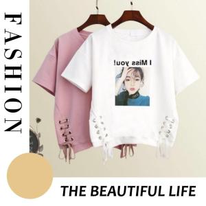 เสื้อคอกลมสกรีนสุดสวย 🌟 สวยจนติดดาวไว้เลย มีเชือกผูกที่เสื้อด้วย 🍇 เห็นแล้วว้าวว้าว้าวเลย ที่ถูกเลือกจากนักเสื้อ ☀️