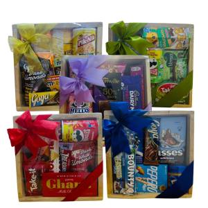 Fruits & Nuts and Delights Gift Set in wooden crate (Holiday Treat Luxury gift)-New Year Valentines Day Graduation Birthday Teachers Day Mother’s Day Father’s Day Christmas and any other occasion