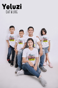 Baju Couple Keluarga Kaos Oblong Putih - Our Time Has Value -YELUZI