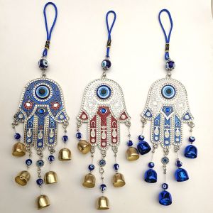 MMLUCK Good Lucky Fatima Hand Wind Chimes Hamsa Hand Wall Decoration Blue Evil Eyes Pendant Balcony Yard Small Bell Hamsa Hanging Pendant Outdoor Garden