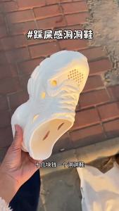 German Operating Room Perforated Shoes For Summer Breathable Thick-Soled Non-Slip Wear-Resistant Odor-Resistant Suitable For Outdoor Use And As Beach Sandals
