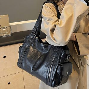 Leacat Tote bag with high-end feel large capacity single shoulder bag crossbody bag versatile for women armpit carrying commuting