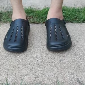 Classic Summer Clogs Men Slippers Breathable Garden Shoes Outdoor Comforty Beach Slippers Home Slippers Antiskid Slippers2026