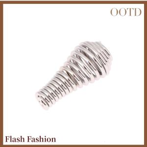 [Falsh F] เตาปิ้งบาร์บีคิวแบบใช้ซ้ำได้ด้ามจับสปริงบีบอัดสำหรับเตาไม้ตู้อุปกรณ์เสริมแบบสุ่มสี