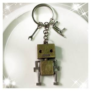พวงกุญแจ หุ่นยนต์ จี้ เครื่องมือช่าง เท่ห์ๆ สำหรับห้อยกระเป๋า น่ารัก สินค้าไทย พร้อมส่ง