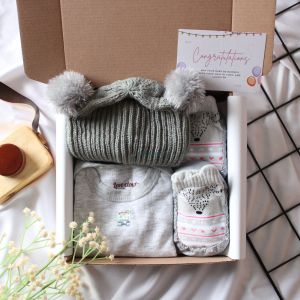 Hampers Bayi Pom Pom - Hampers Baby Kado Lahiran Bayi Kado Bayi Paket Hampers GORGIEBABY