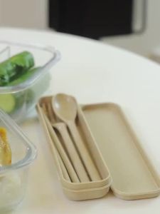 [OKLIFE. SG]Airtight Vacuum Lunch  Containers Ovenglass glass  Oven Microwave Glass Food Container With Divider