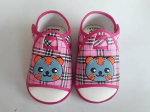 รองเท้าเด็กหัดเดิน NC-20115 NC noochi มีเสียง ปิ๊บๆ