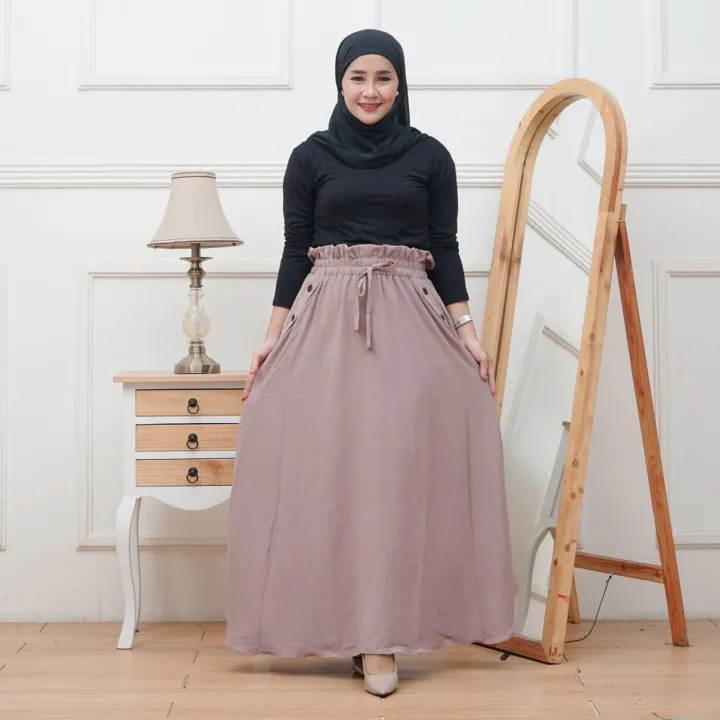 Rok%20payung%20Crinkle%20Premium%20Pinggang%20Karet%20Dan%20Tali%20Ada%20Sakunya%20Kanan%20kiri%20standar%20Jumbo%20/%20Skirt%20Crinkle%20Crincle%20Kringkel%20Premium%20/%20Rok%20Korean%20Style%20/%20Rok%20kekinian%20-%20Image%204