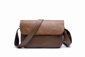 {Hỏa tốc}Túi đeo chéo da siêu dày chống nước kiểu trơn nắp gập Plaine mini [Hàng đẹp]