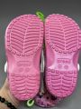 Dép Cross Hello Kitty cho trẻ em bé gái nữ Sục Crocs giày xục Cros Clog Kid màu Hồng. 