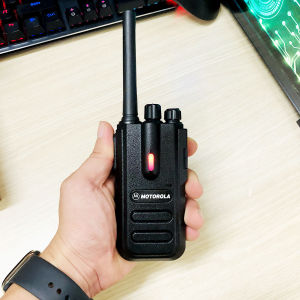 [HCM]Bộ đàm Motorola CP-550. Sản phẩm mới công nghệ mới dung lượng pin khủng