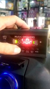 harga mahal sebanding dengan kwalitas Mini player versi 6 kwalitas suara lebih bersih bagus jernih kabel bisa panjang MP3 sdcard flashdisk bluetooth langsung colok AC listrik cocok sekali untuk mesjid Reastaurant ruang meeting sound system sewaan