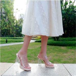[Free Shipping] Fashionable Thick-Soled Mid-Heel Platform Sandals for Women Chunky Heel Nude Color 2026 Spring/Summer Transparent Crystal High Heels for Outdoor Wear