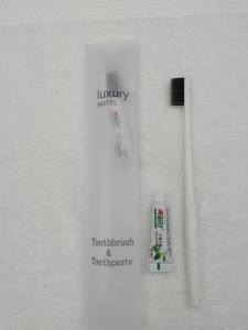 สามารถสั่งทำโลโก้ได้ ชุดแปรงฟันโรงแรม แปรงสีฟันใช้แล้วทิ้ง อุปกรณ์และสินค้าที่ใช้ในโรงแรม ชุดแปรงสีฟันยาสีฟันรีสอร์ท บ้านพัก บ้านพักตากอากาศ สินค้าพร้อมส่ง พิกัด กรุงเทพฯ disposable toothbrush `