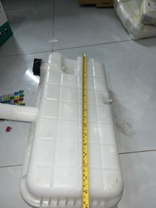 Bình nước phụ lắp xe J6  faw