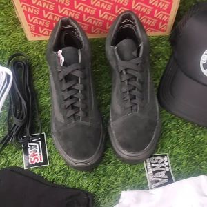SEPATU V4NSS OLDSKUL BLACK SUEDE WAFLE DT BNIB MADE IN CHINA