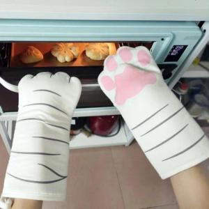 1 Pair Cat paw insulated gloves Cute Cat Claw Oven Gloves Microwave oven heat-resistant baking gloves Kitchen supplies2026