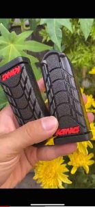 Cặp gác chân cao su KING  wave dream future exciter satria raider sirius (phụ tùng dọn xe)