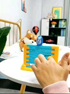 Penguin Building block Educational puzzle Toys  Early Education Toys Model Toys Blocks For kids mainan penguin企鹅敲墙游戏
