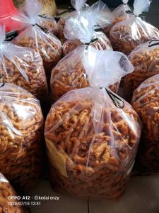 (GRATIS ONGKIR) Kacang Upet / Kacang Sembunyi Isi 1 kg