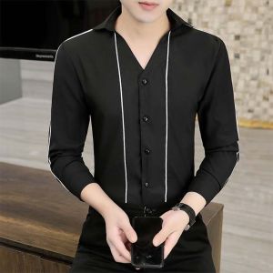 Áo sơ mi nam Áo sơ mi dài tay cổ chữ V tạo các đường gân làm nổi bật thêm cho chính chiếc áo của bạn. Áo sơ mi được làm tư chất liệu Sợi tổng hơp mềm mát không nhăn không nhàu không phai màu. mã N35