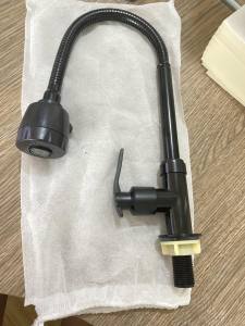 HW002- Kitchen Faucet Stainless Steel Flexible Hose Single Cold 2 Modes Outlet(BLACK)