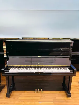 YAMAHA U3G UPRIGHT PIANO