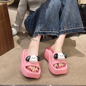 QZshop สินค้ามาแรง รองเท้าแตะผู้หญิง ดีไซน์ทรงสวมมาพร้อมส้นตึกสุดปัง เพิ่มความคิ้วท์ด้วยตัวติดน้องหมา มี 4 สีให้จับจอง คุณภาพดีราคาถูกห้ามพลาด