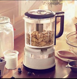 KitchenAid 3.5Cup Mini Food Chopper/Food Processor 220V With 830ml BPA FREE  Work Bowl with Pour Spout and Handle and Stainless Steel Blade